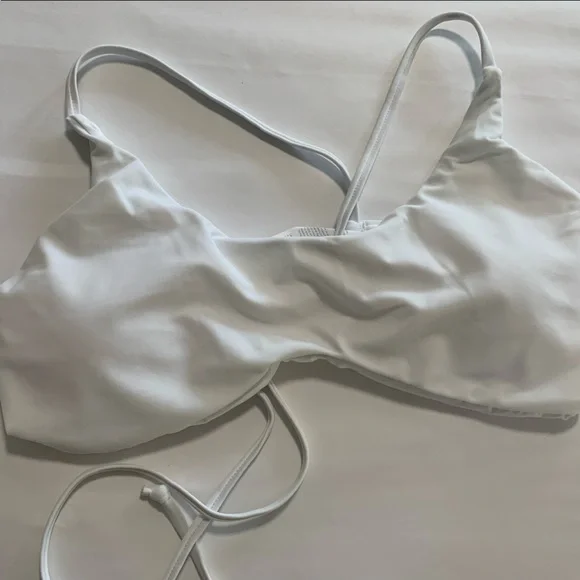 NEW Fabletics Noa Scoop bikini Top and bottom in White Size: L (10) - Picture 4 of 11
